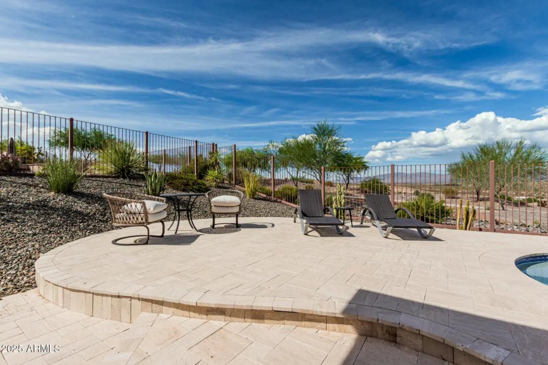Real Estate Picture 30