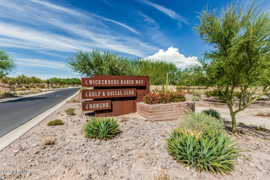 Real Estate Picture 44