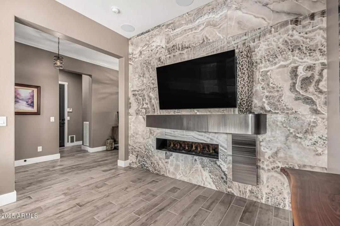 Real Estate Picture 27