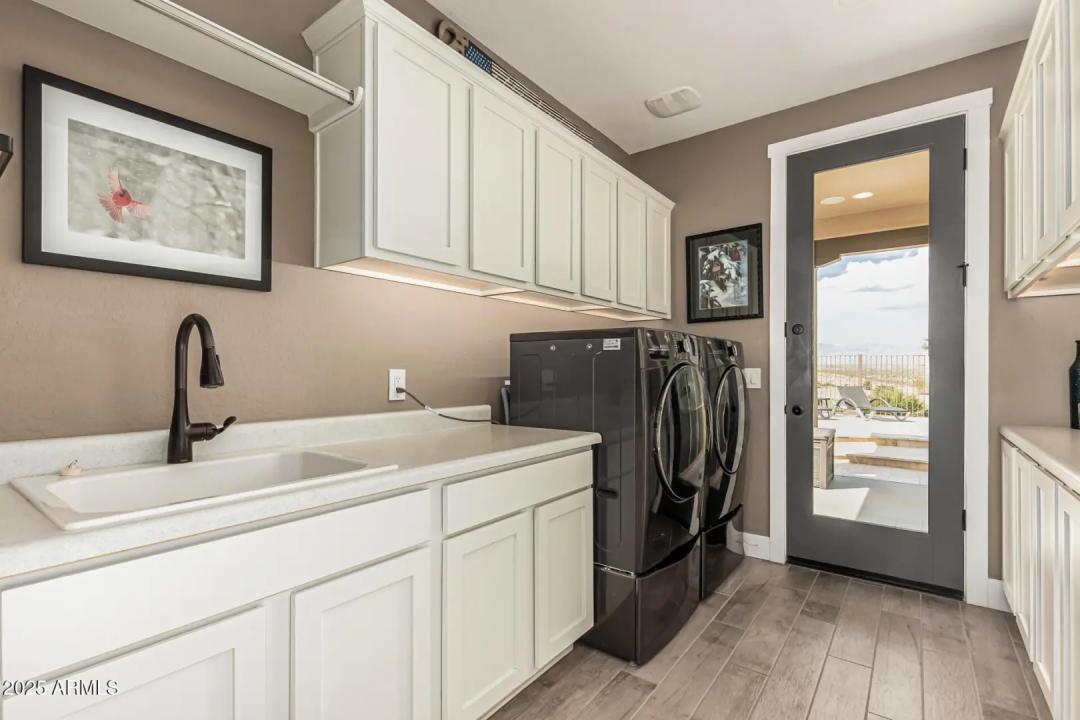 Real Estate Picture 38