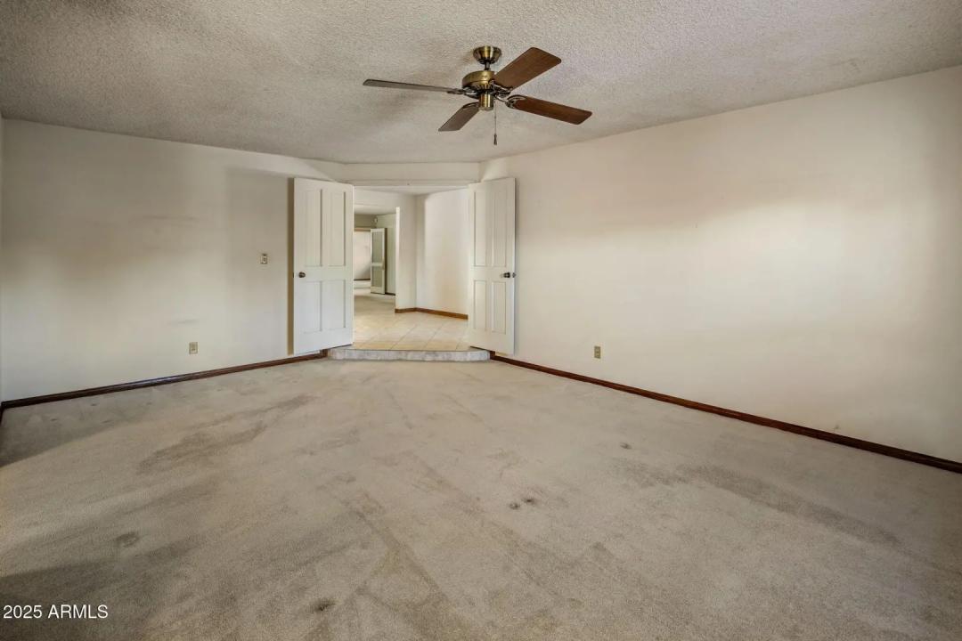 Real Estate Picture 20