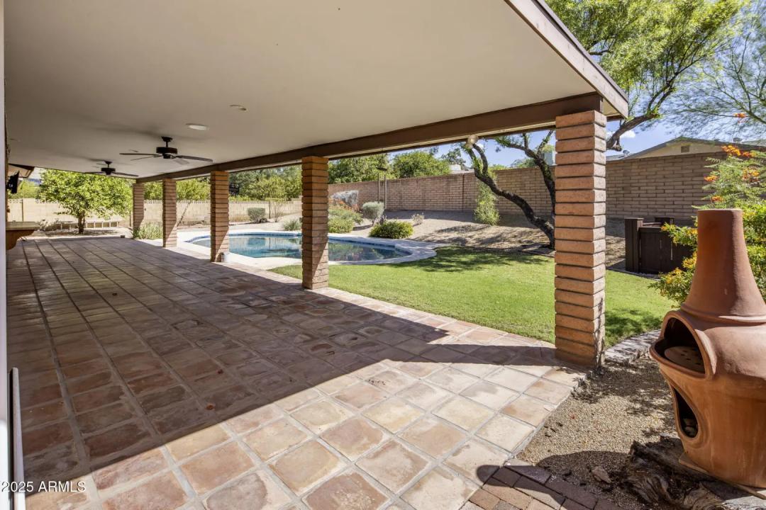 Real Estate Picture 29