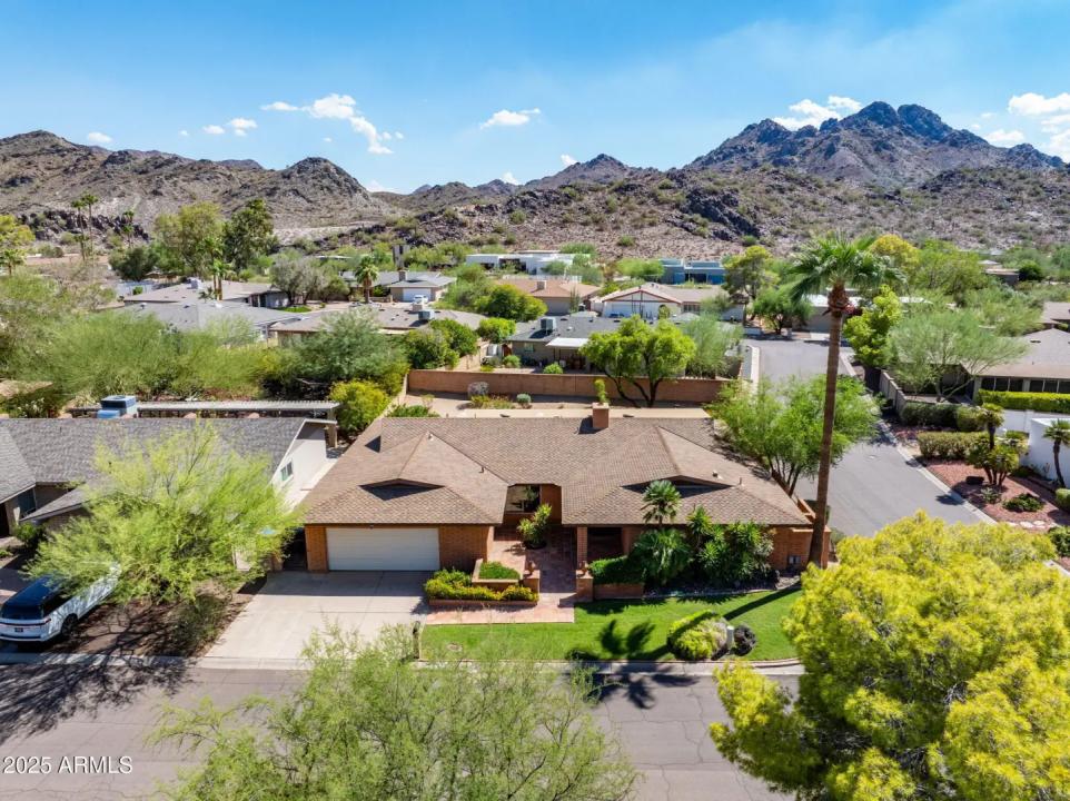 Real Estate Picture 1