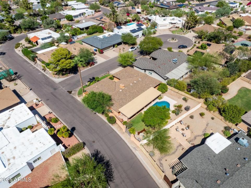 Real Estate Picture 35