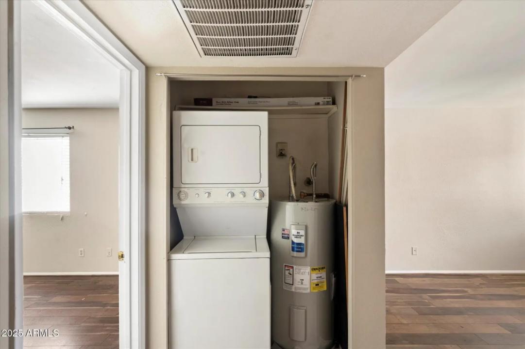 Real Estate Picture 15