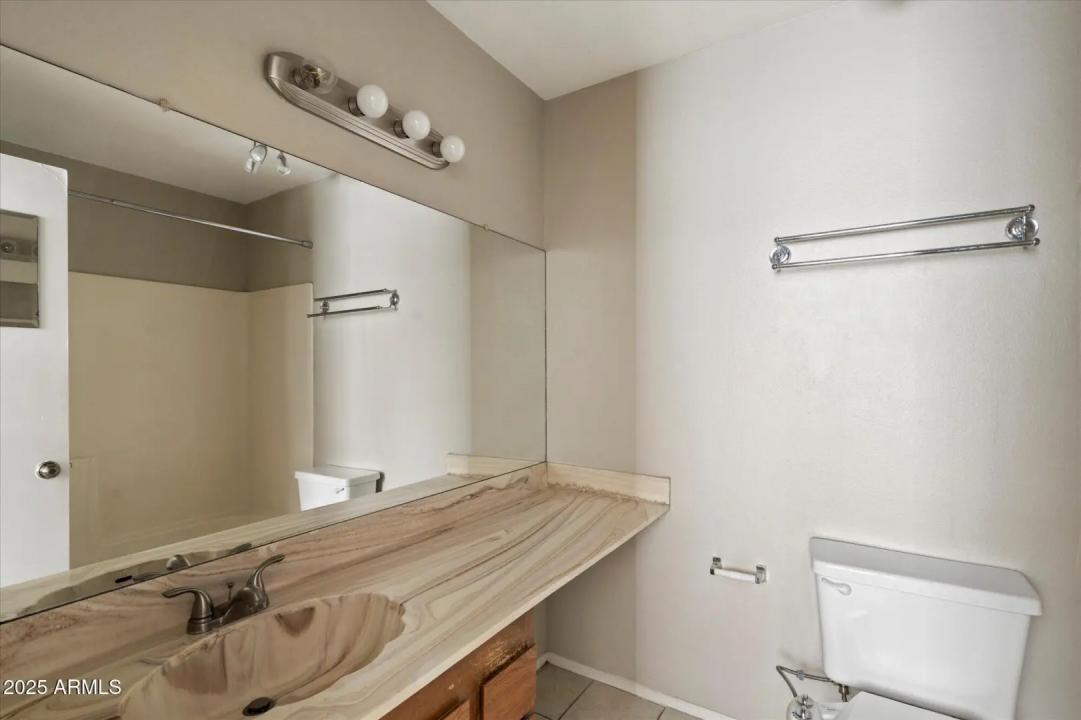 Real Estate Picture 20