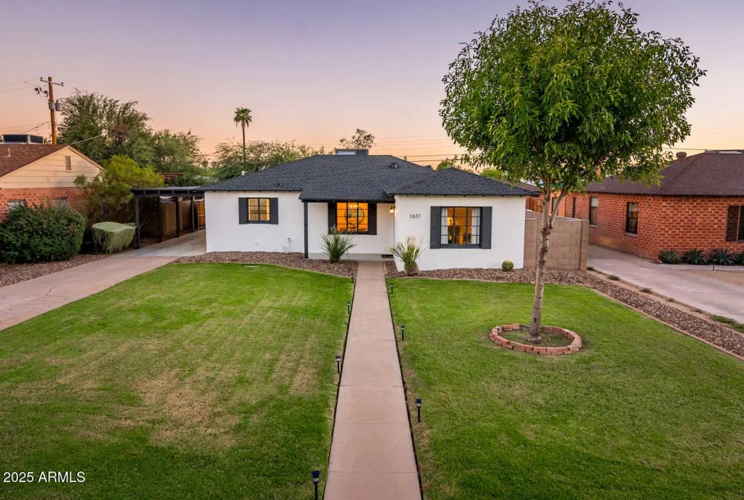 Real Estate Picture 1
