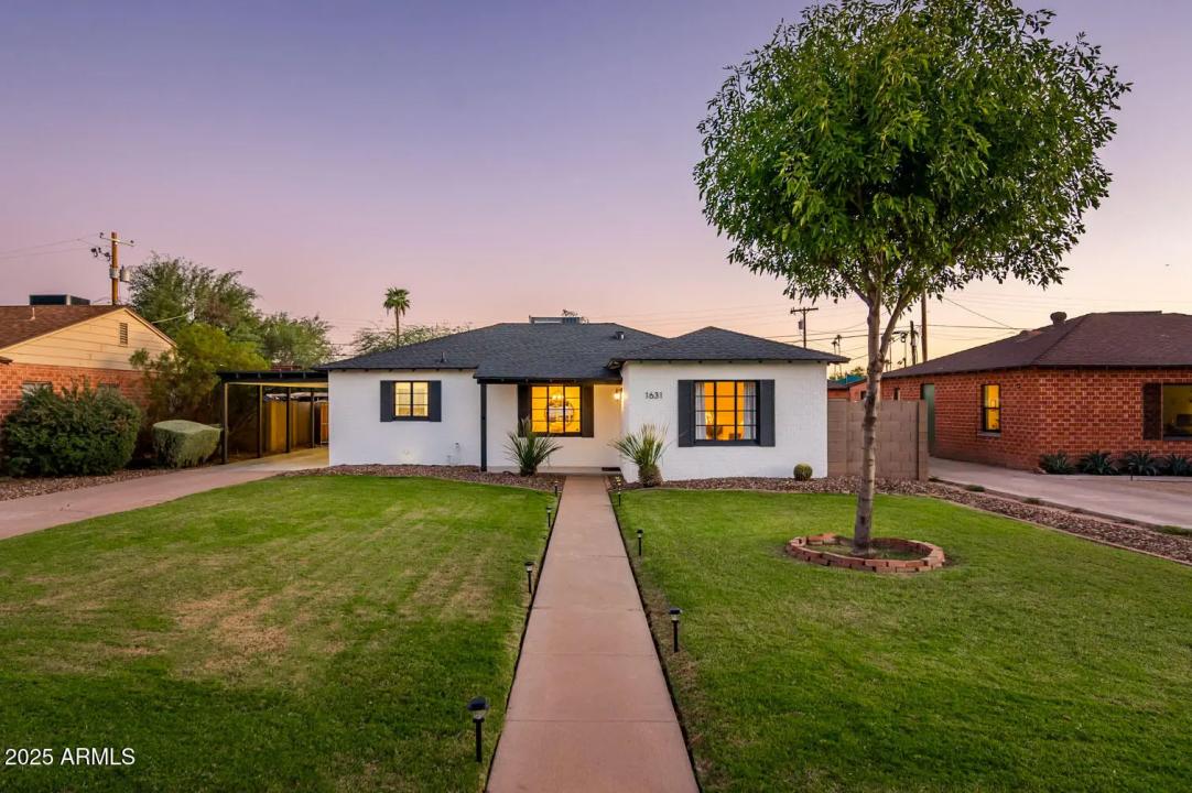 Real Estate Picture 6