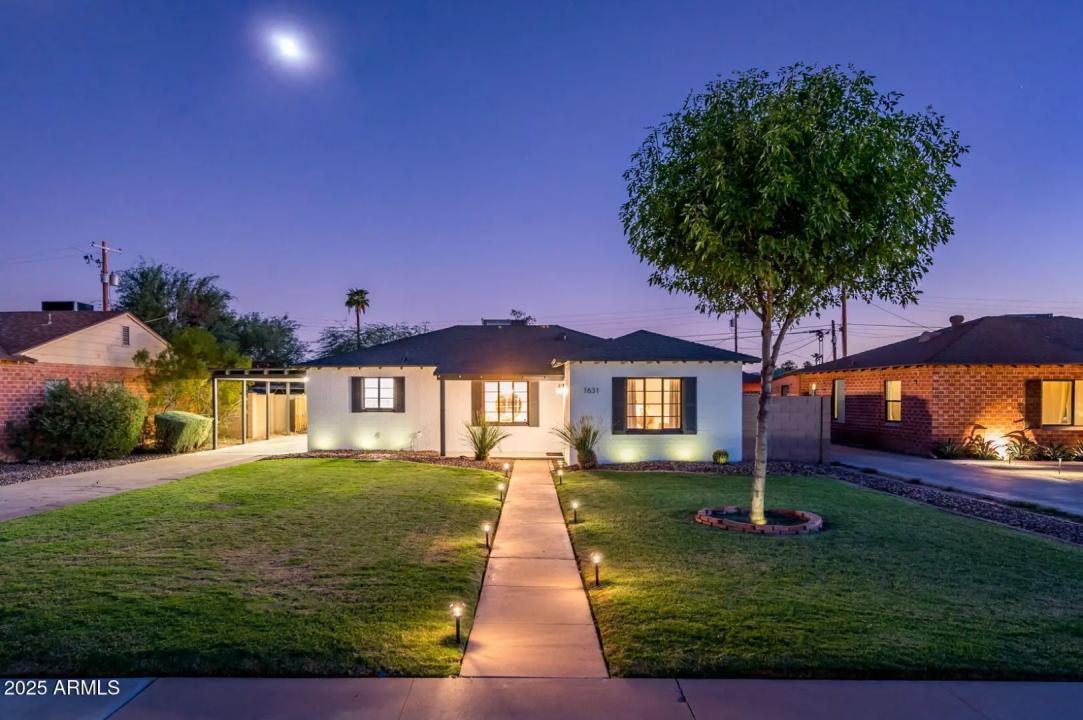 Real Estate Picture 14