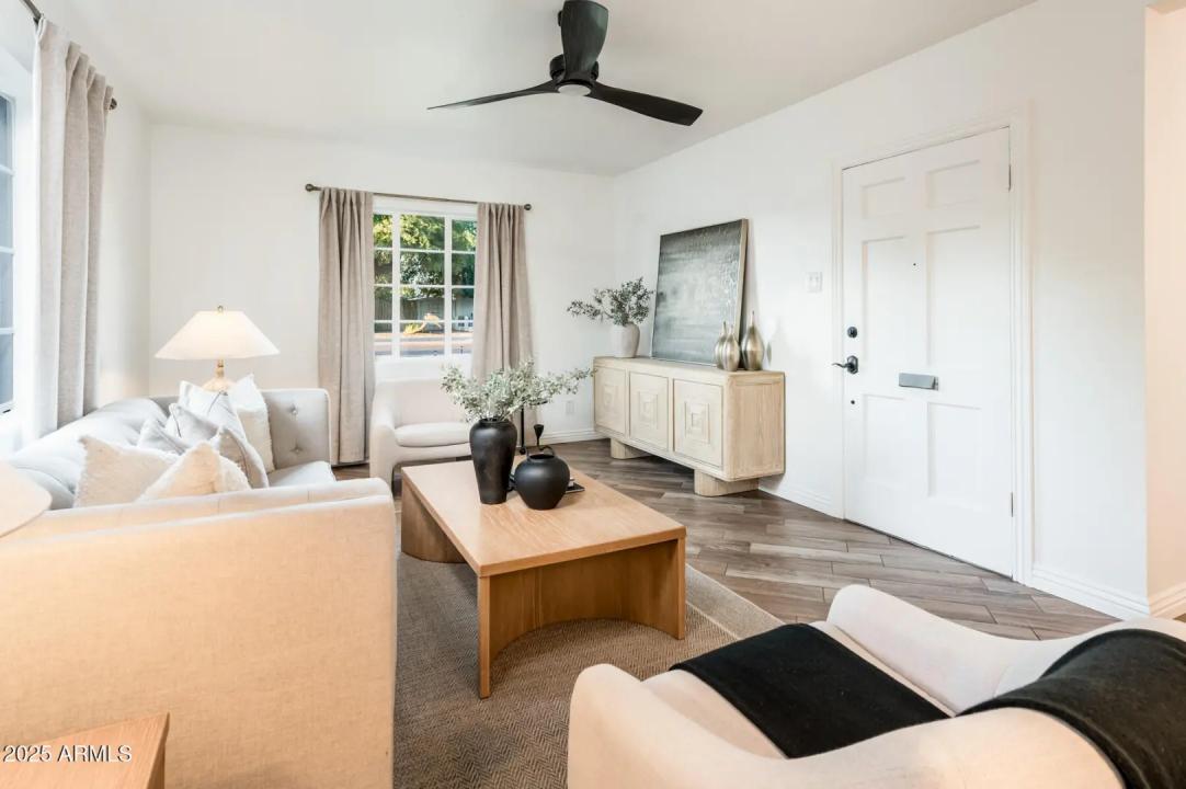Real Estate Picture 18