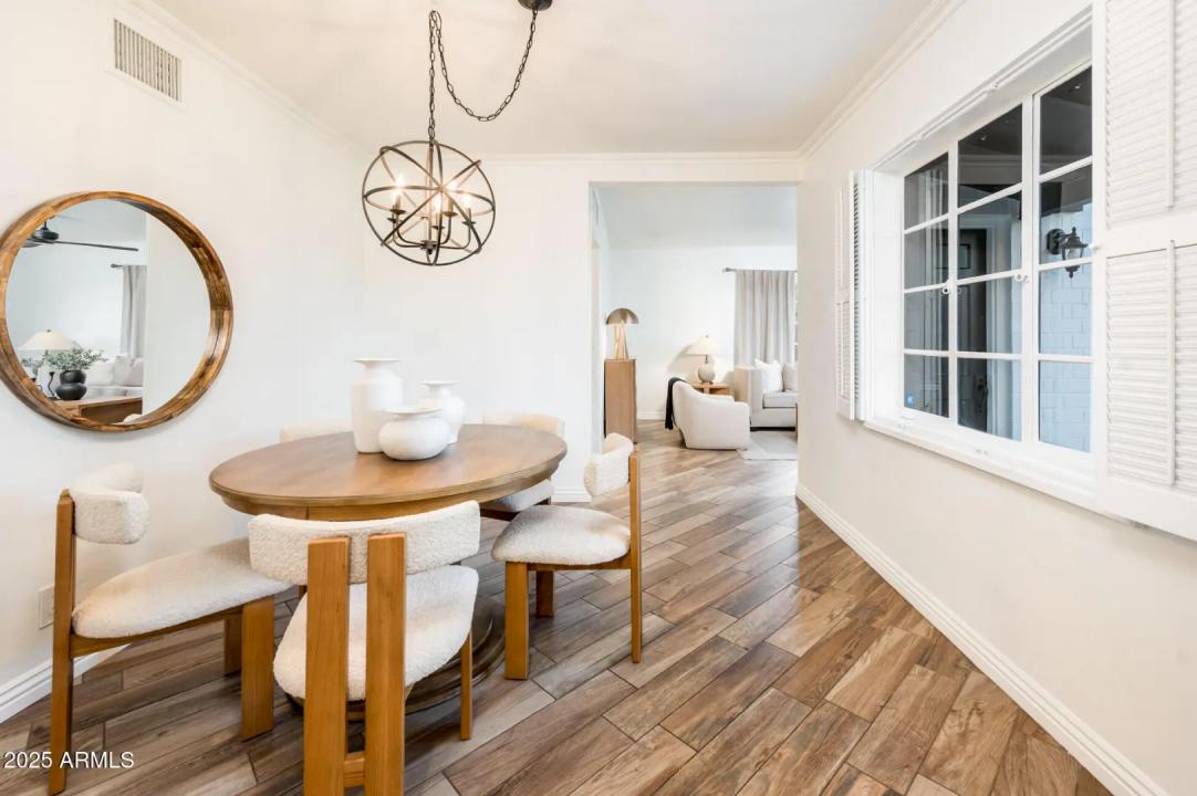 Real Estate Picture 20