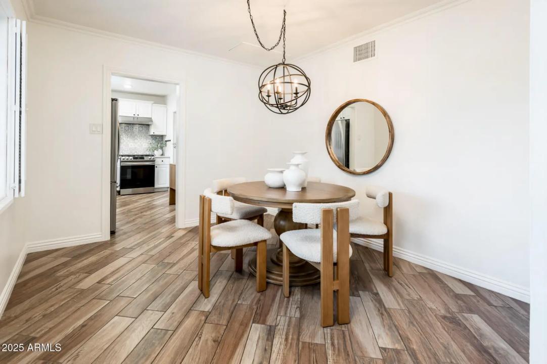 Real Estate Picture 21