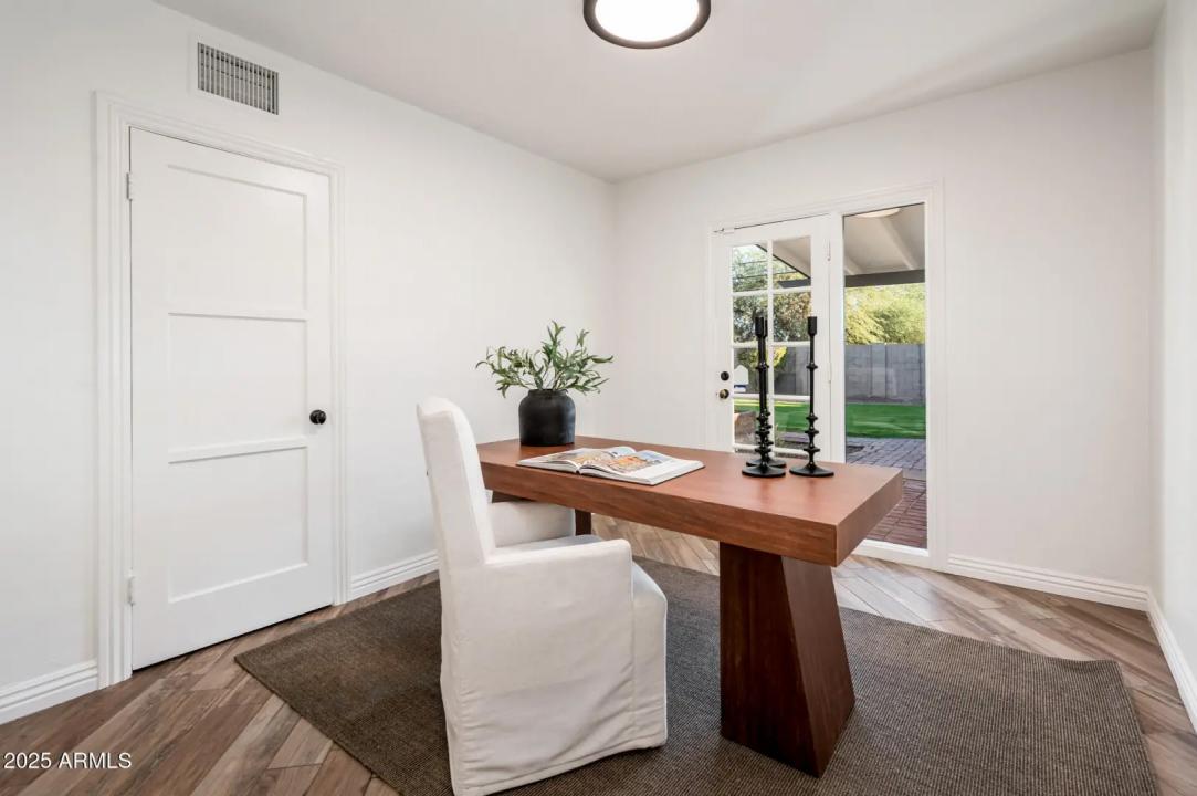 Real Estate Picture 30