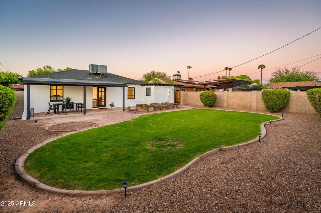 Real Estate Picture 43