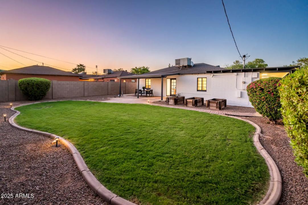 Real Estate Picture 38