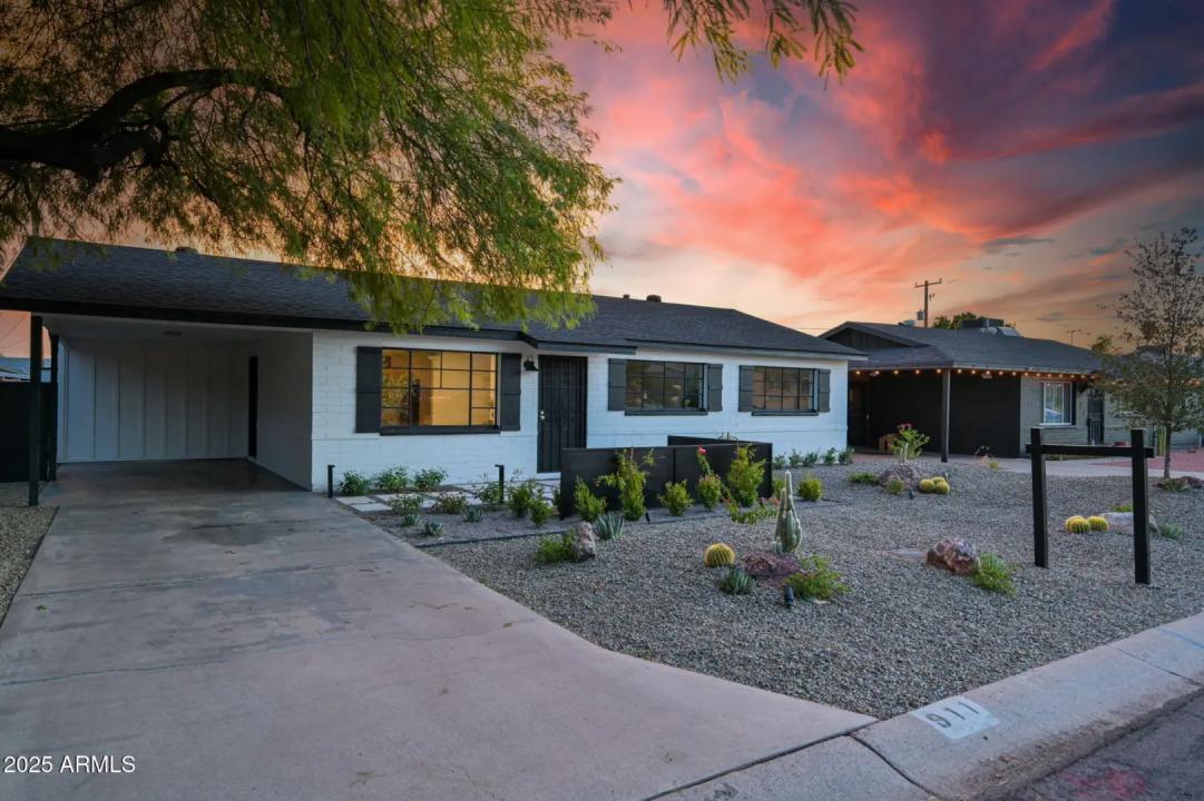 Real Estate Picture 6