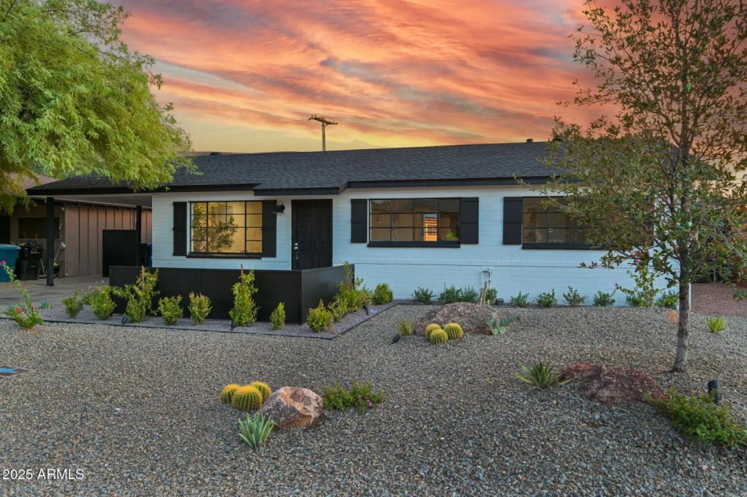 Real Estate Picture 2