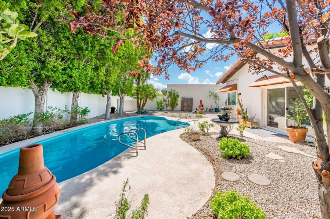 Real Estate Picture 38