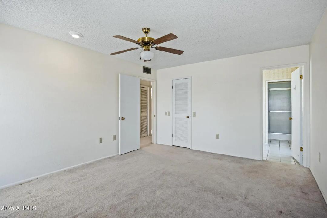 Real Estate Picture 21