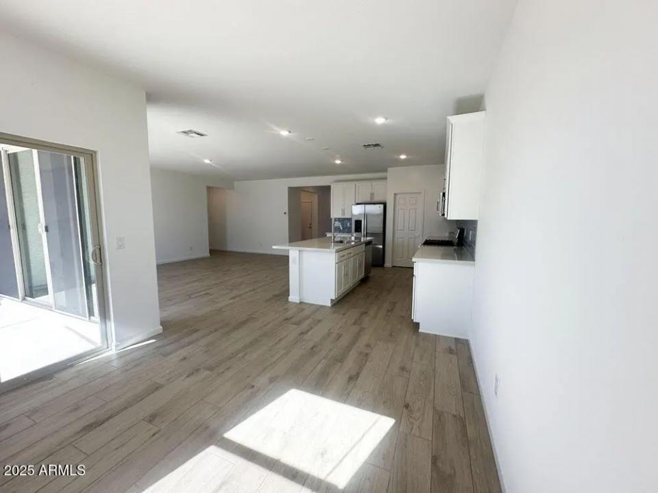 Real Estate Picture 26