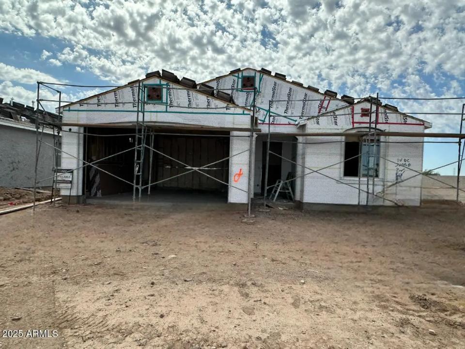 Real Estate Picture 2