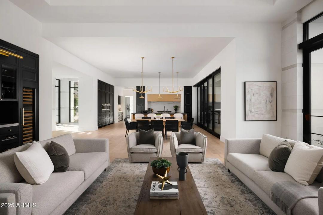 Real Estate Picture 8