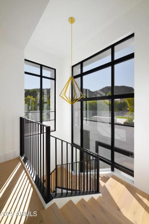 Real Estate Picture 22