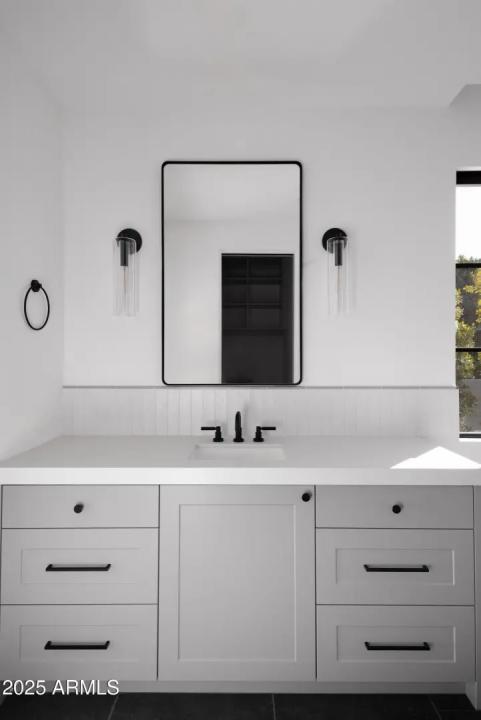 Real Estate Picture 28