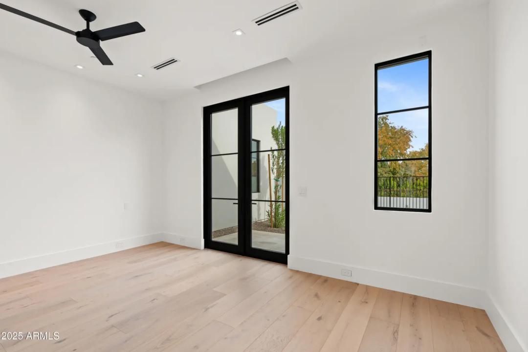 Real Estate Picture 29