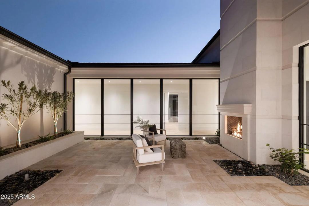 Real Estate Picture 32