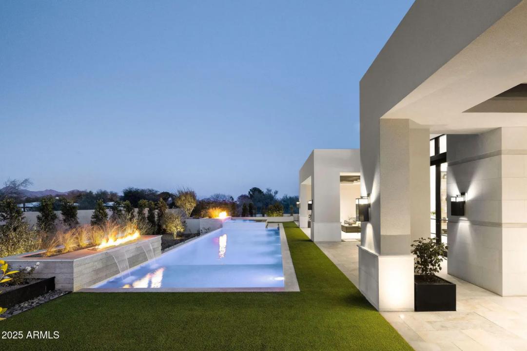 Real Estate Picture 40