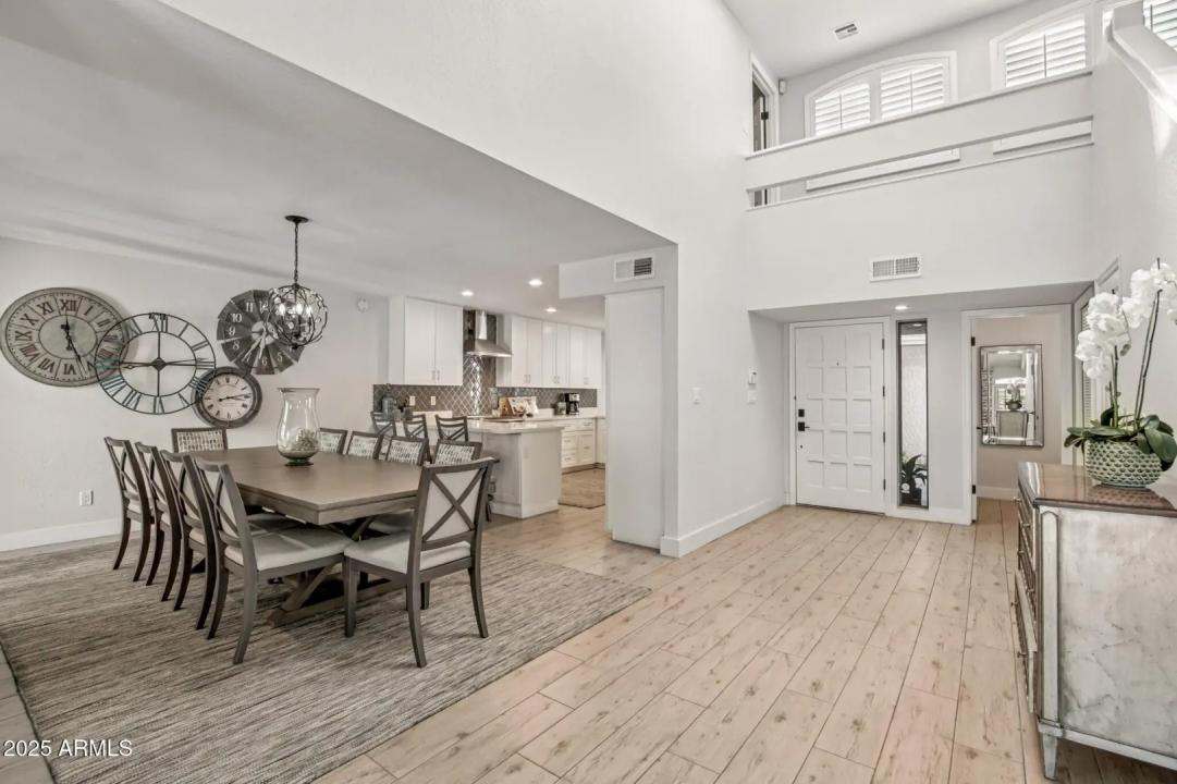 Real Estate Picture 10