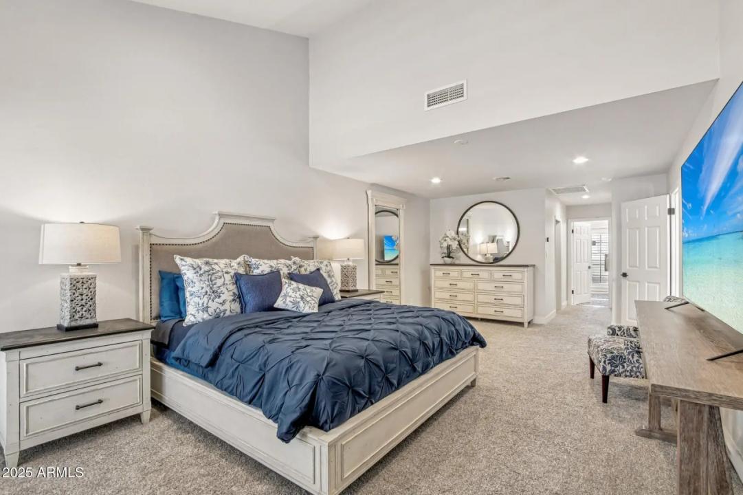 Real Estate Picture 26
