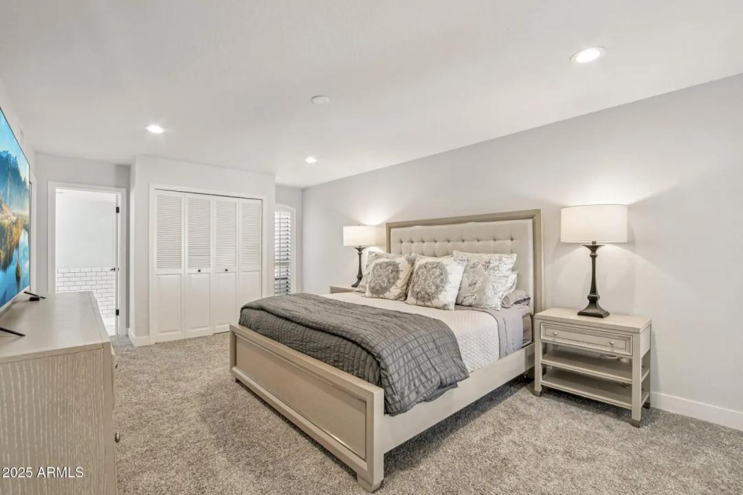 Real Estate Picture 21