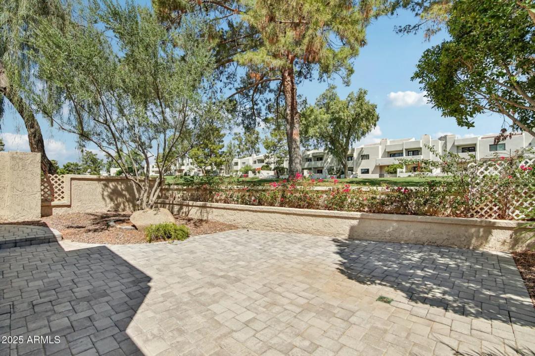 Real Estate Picture 39