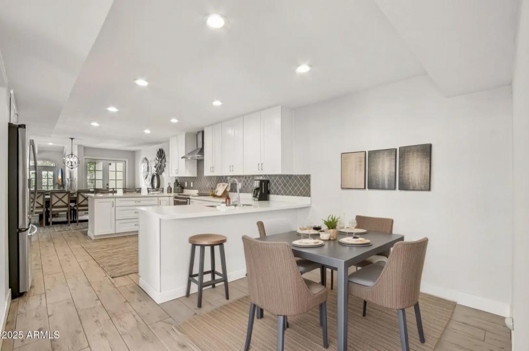 Real Estate Picture 18