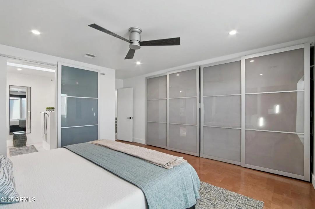 Real Estate Picture 18