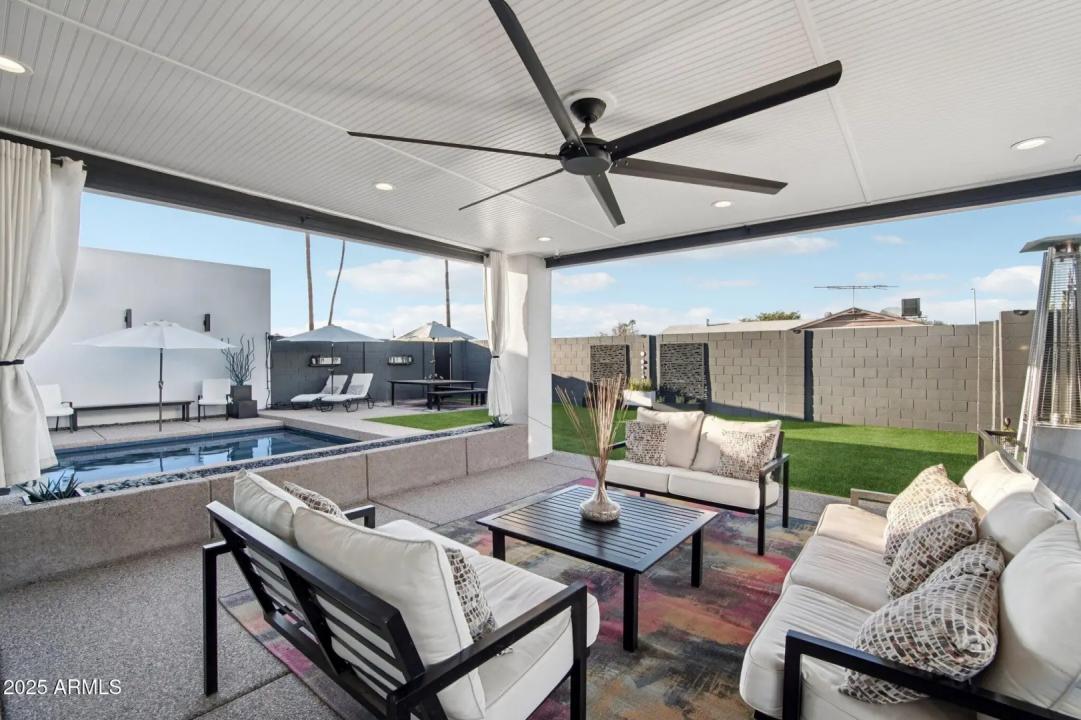 Real Estate Picture 34