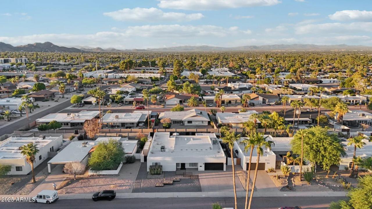 Real Estate Picture 52