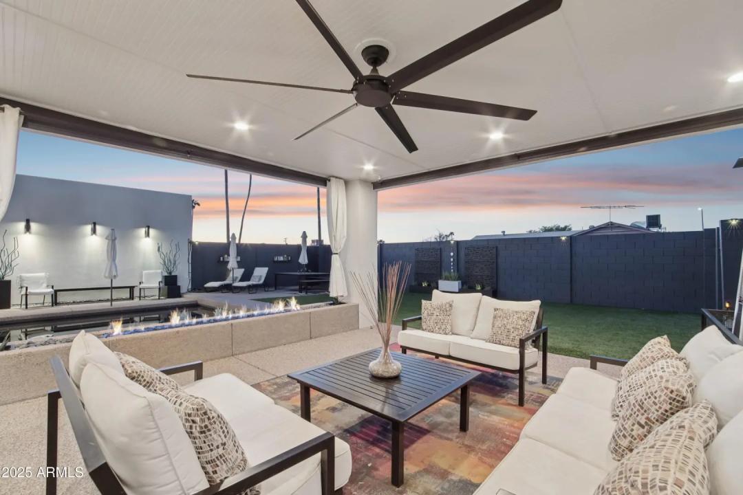 Real Estate Picture 38
