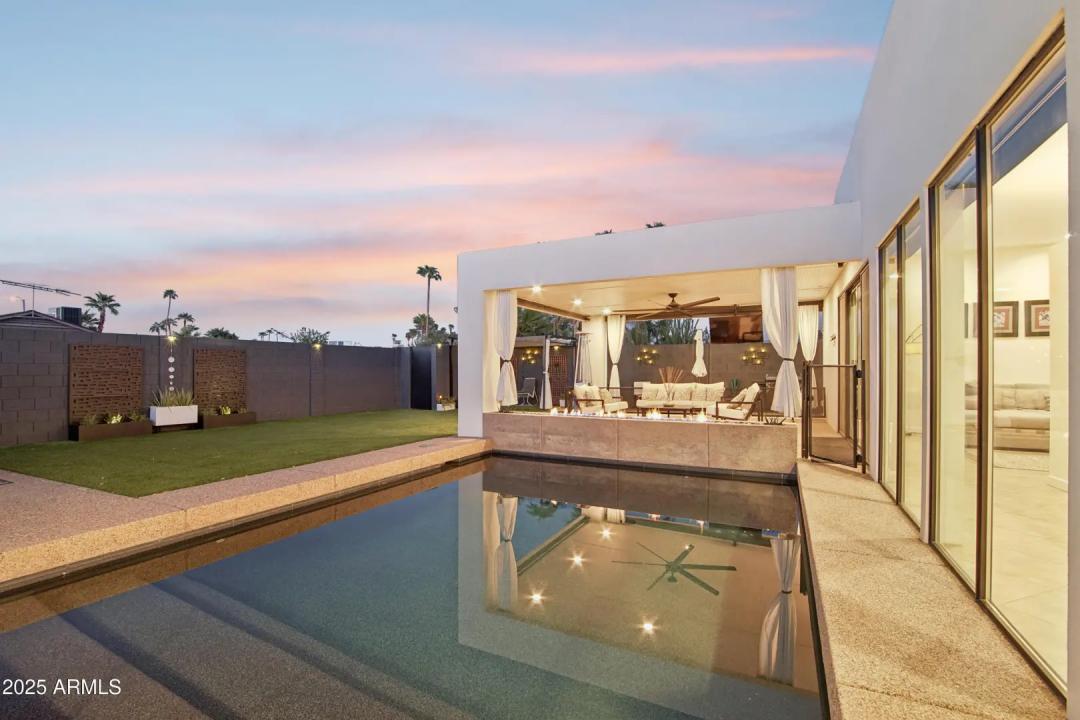 Real Estate Picture 40