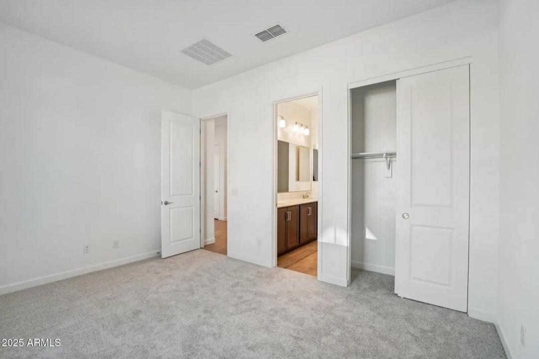 Real Estate Picture 19