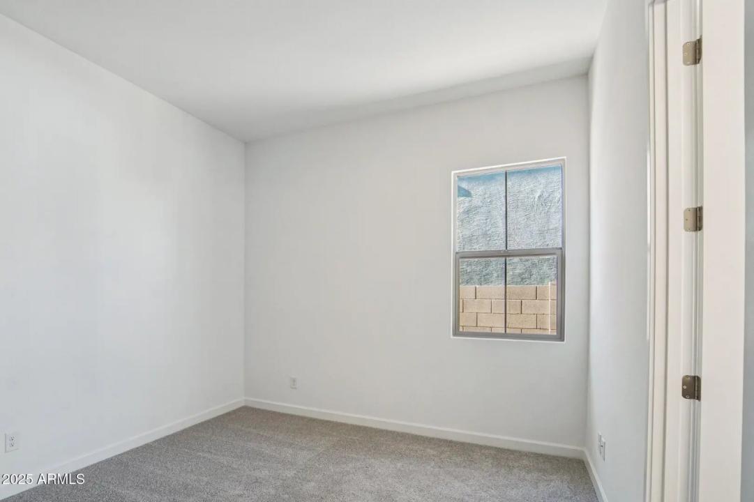 Real Estate Picture 21