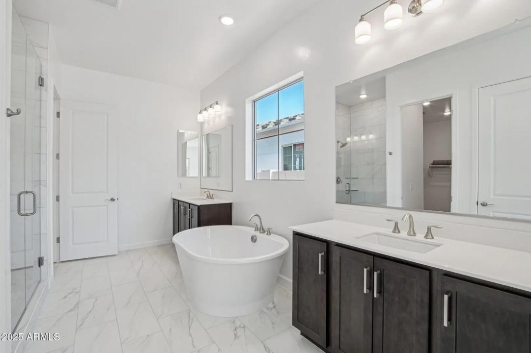 Real Estate Picture 28