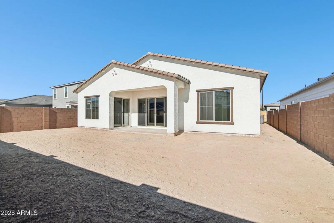 Real Estate Picture 35