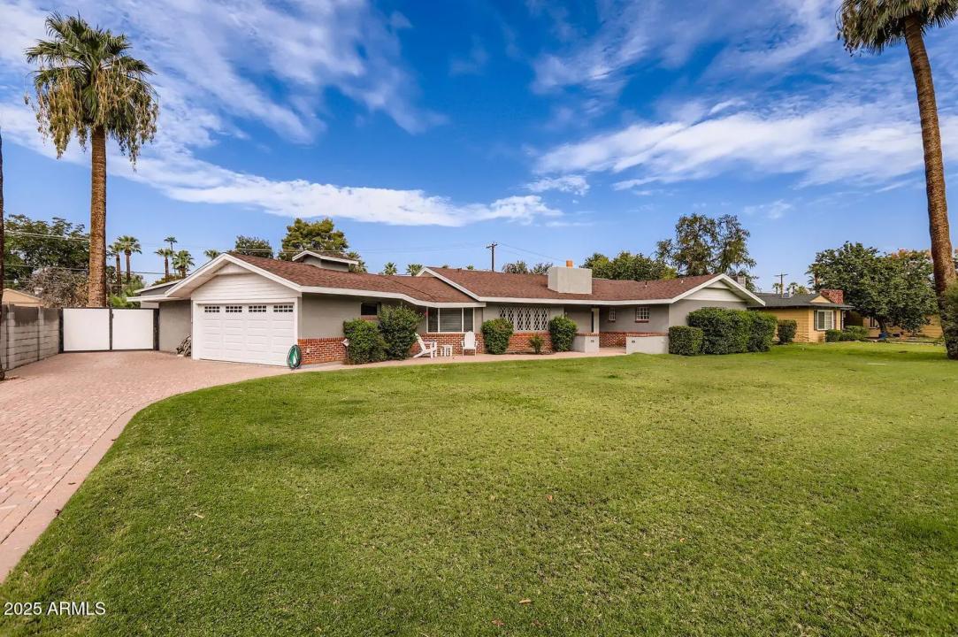 Real Estate Picture 1