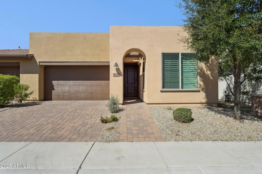 Real Estate Picture 1