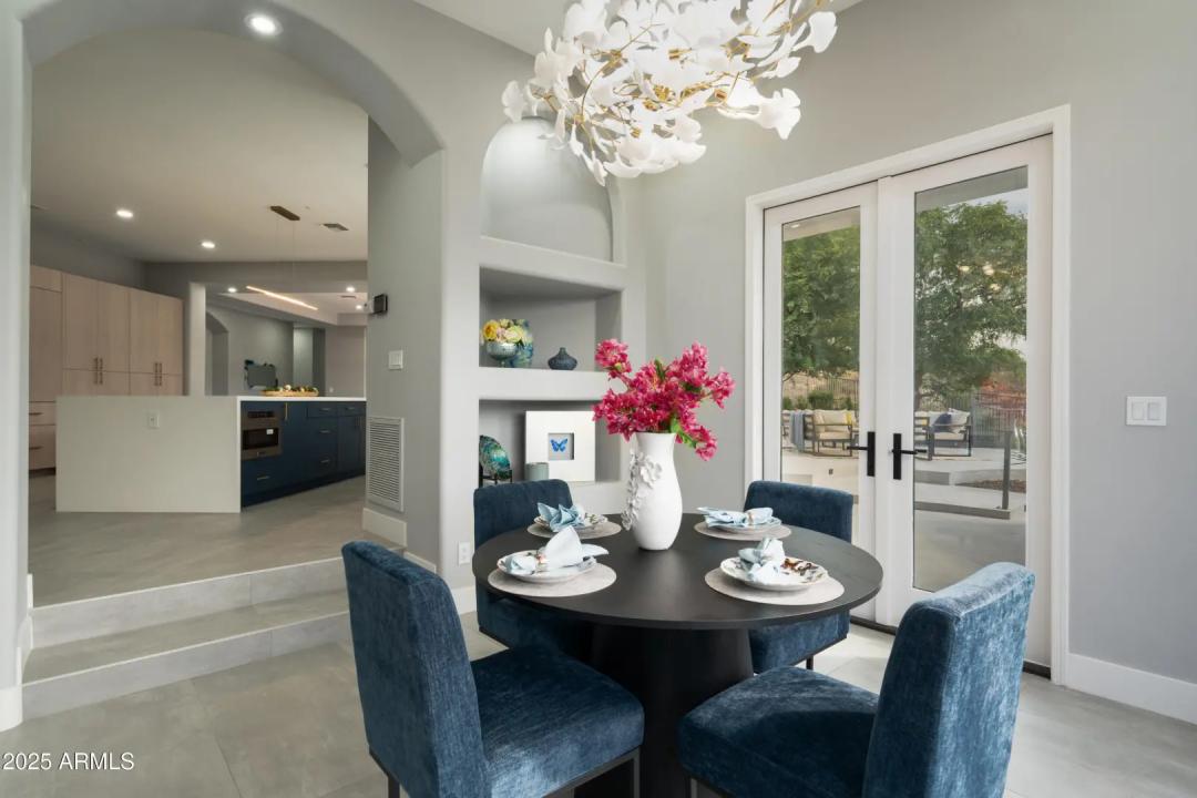 Real Estate Picture 14