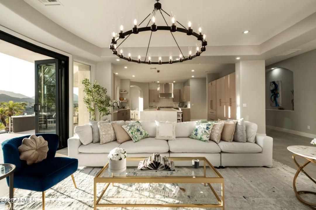 Real Estate Picture 23