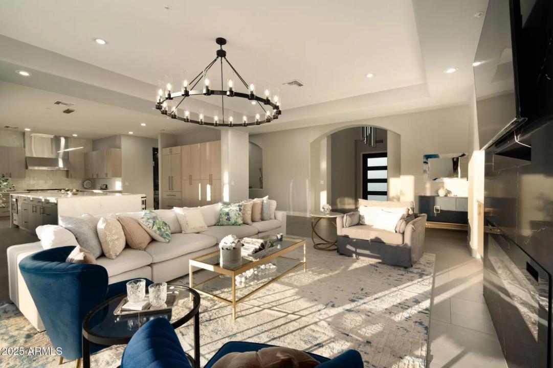 Real Estate Picture 19